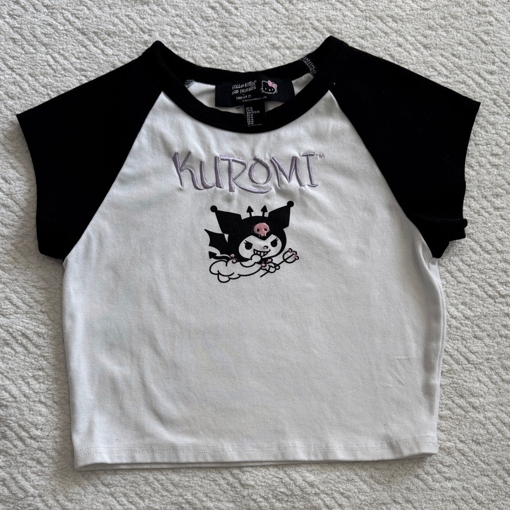Hello Kitty Kuromi Women's Black and White Crop-top Sz M